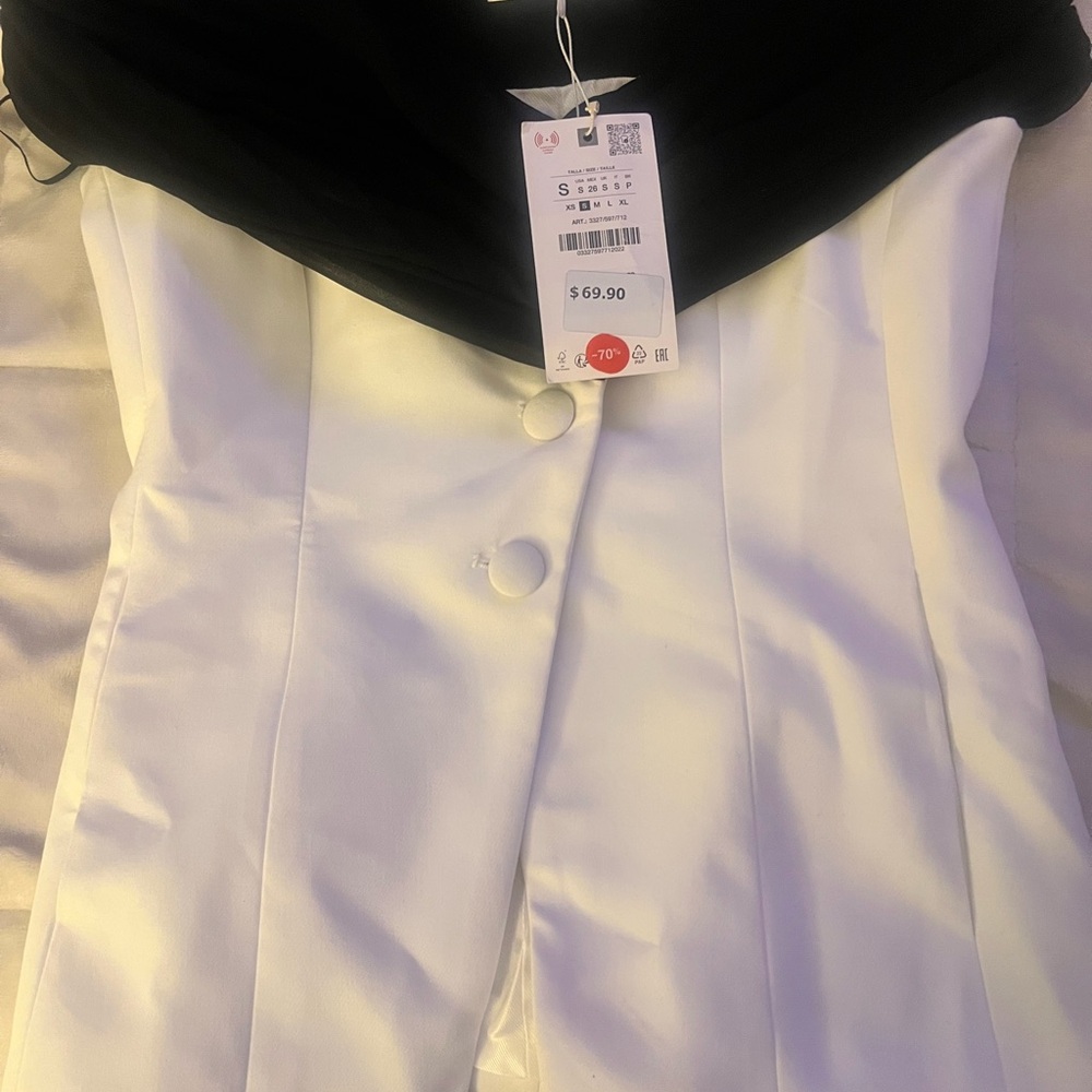 Zara Black Collar White Top